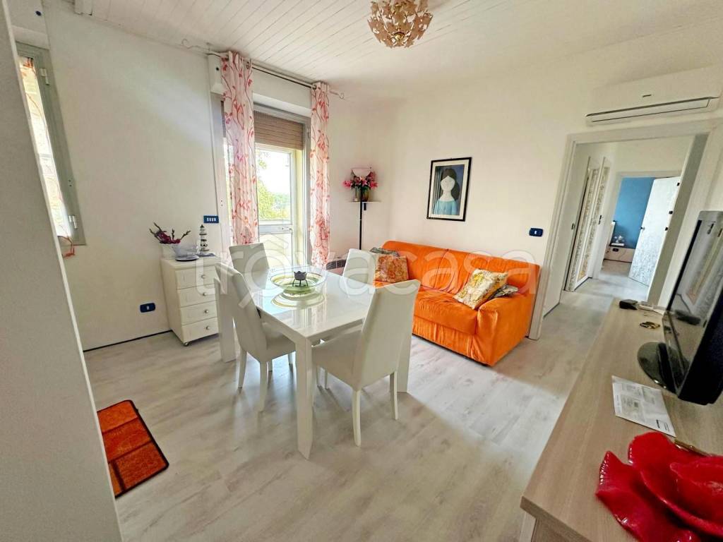 appartamento in vendita a Comacchio in zona Lido di Spina