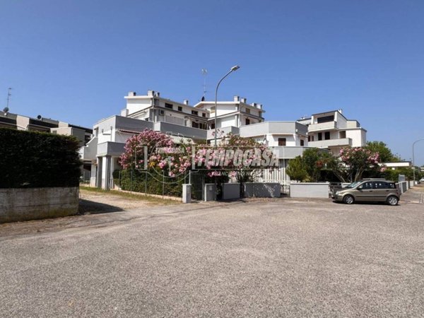 appartamento in vendita a Comacchio in zona Lido delle Nazioni