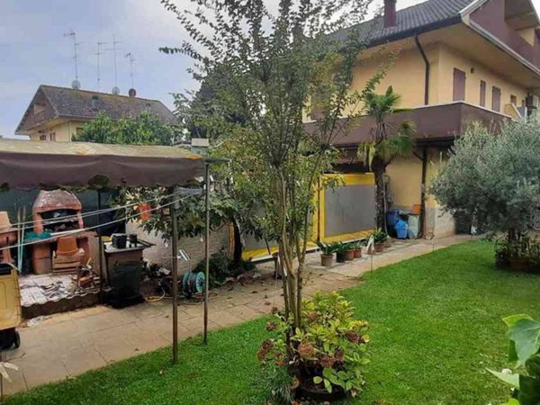 casa indipendente in vendita a Comacchio