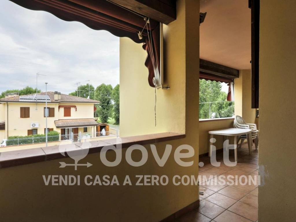 appartamento in vendita a Comacchio in zona Lido degli Scacchi
