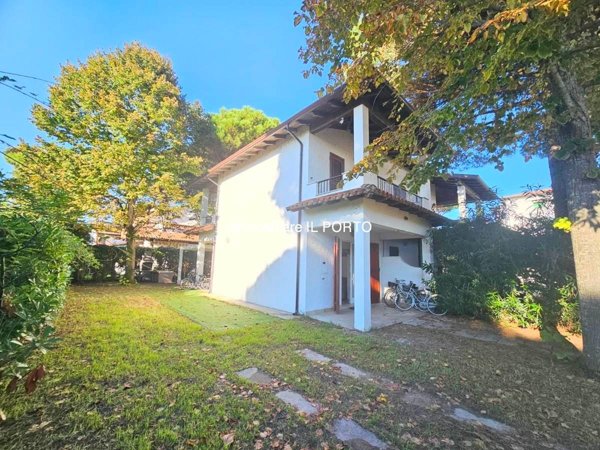 casa indipendente in vendita a Comacchio in zona Lido di Spina