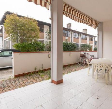 appartamento in vendita a Comacchio in zona Lido degli Estensi