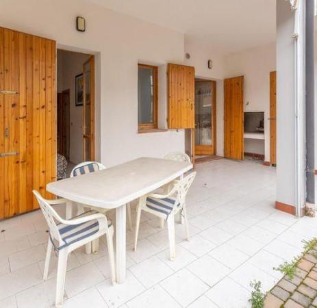 appartamento in vendita a Comacchio in zona Lido degli Estensi