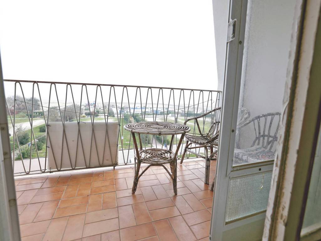appartamento in vendita a Comacchio in zona Lido degli Estensi