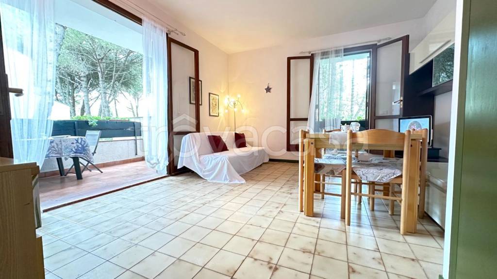 casa indipendente in vendita a Comacchio in zona Lido di Spina