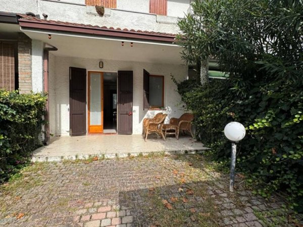 casa indipendente in vendita a Comacchio in zona Lido delle Nazioni