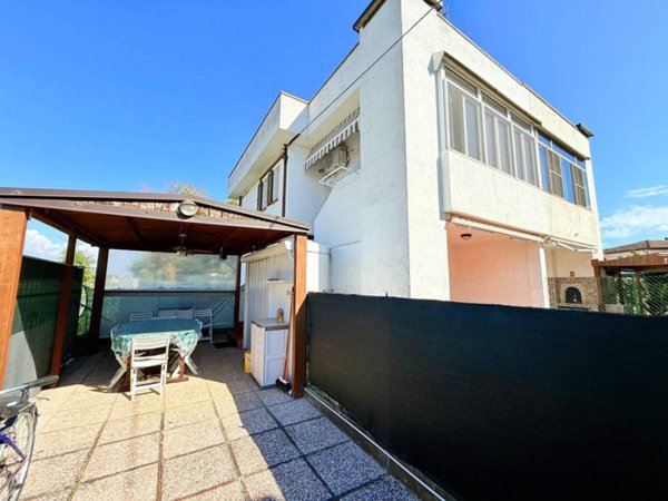 casa indipendente in vendita a Comacchio in zona Lido delle Nazioni