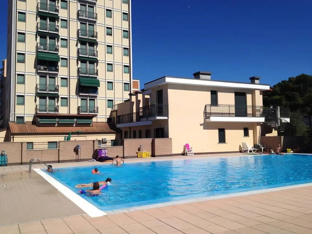 appartamento in vendita a Comacchio in zona Lido degli Scacchi