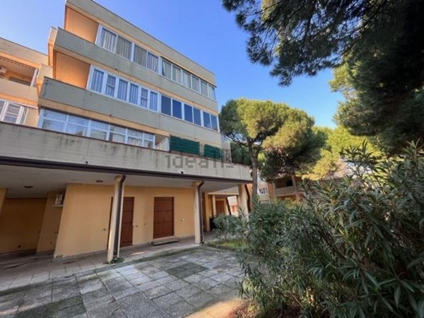 appartamento in vendita a Comacchio in zona Porto Garibaldi