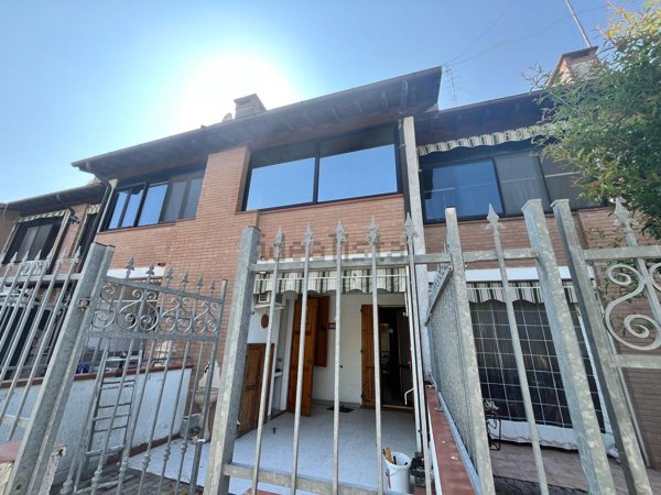 casa indipendente in vendita a Comacchio in zona Lido delle Nazioni