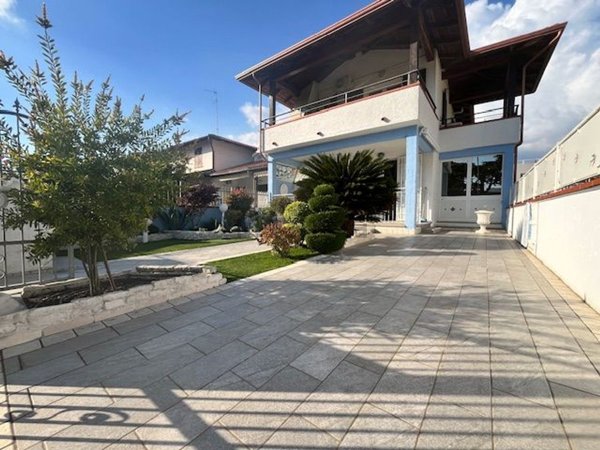 casa indipendente in vendita a Comacchio in zona Lido delle Nazioni