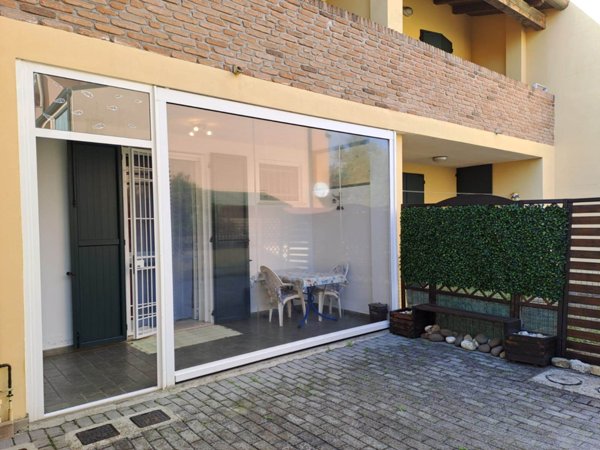 villetta a schiera in vendita a Comacchio in zona Lido degli Estensi