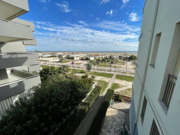 appartamento in vendita a Comacchio in zona Lido degli Estensi