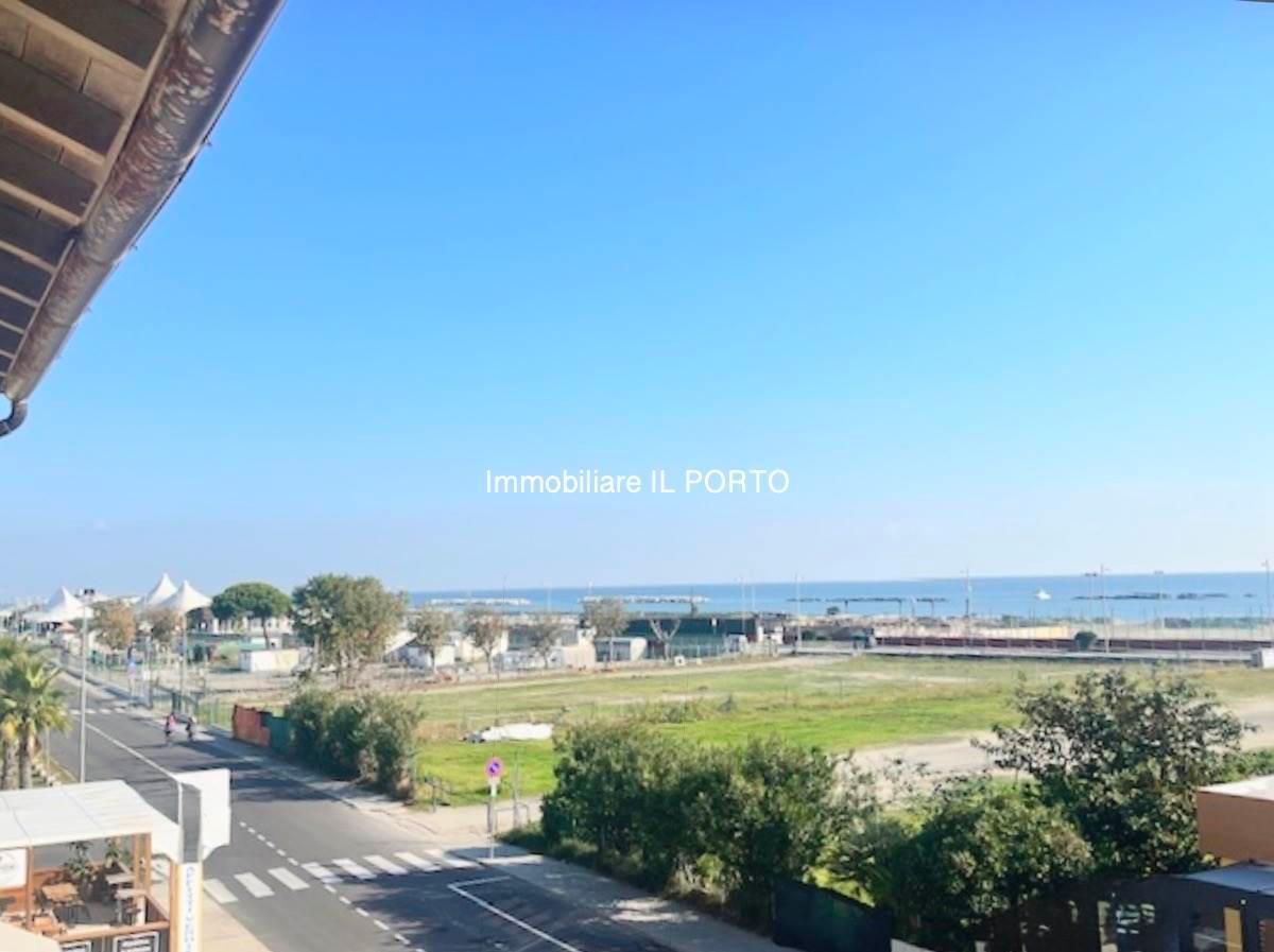 appartamento in vendita a Comacchio in zona Lido delle Nazioni