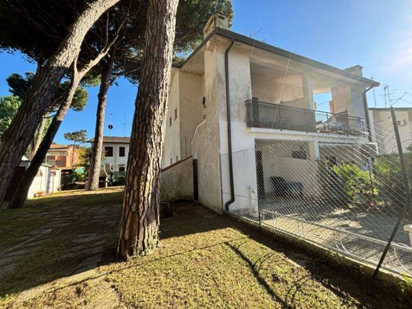 casa indipendente in vendita a Comacchio in zona Lido degli Estensi