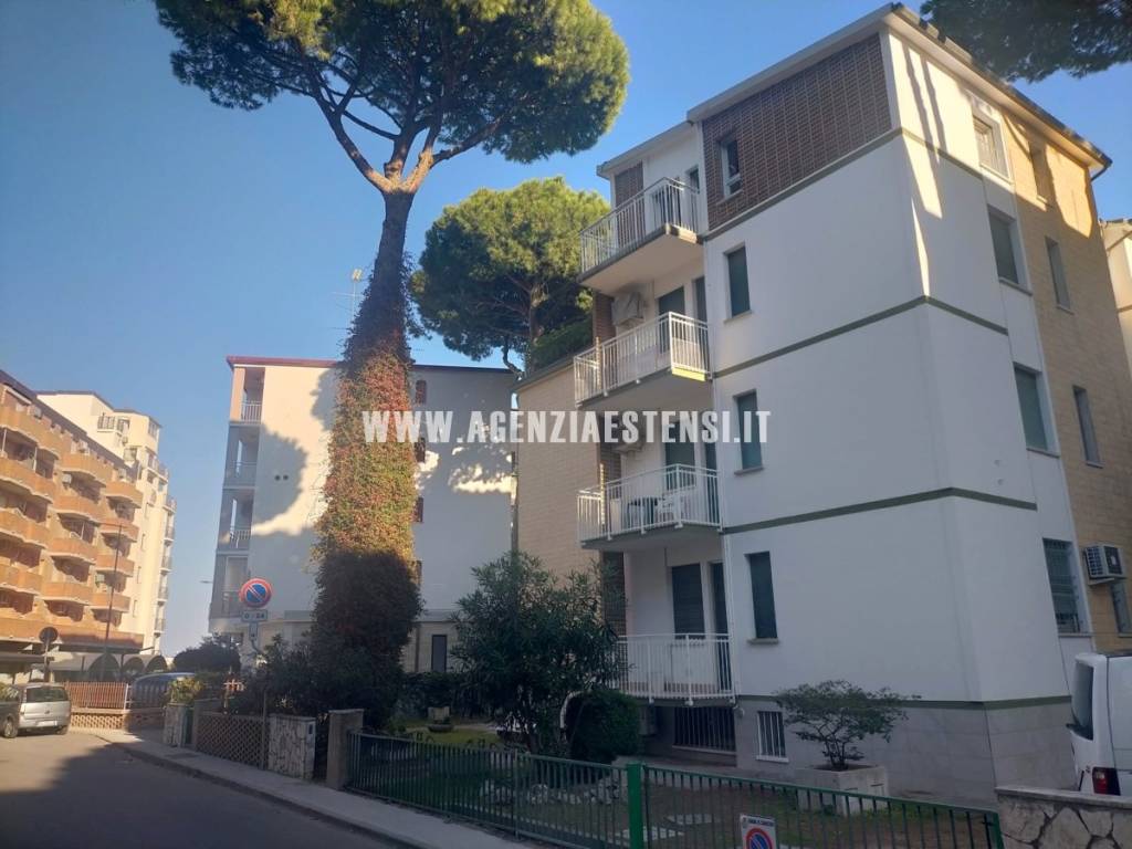 appartamento in vendita a Comacchio in zona Lido degli Estensi