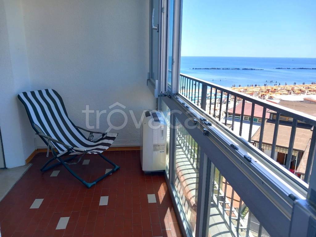 appartamento in vendita a Comacchio in zona Lido degli Scacchi