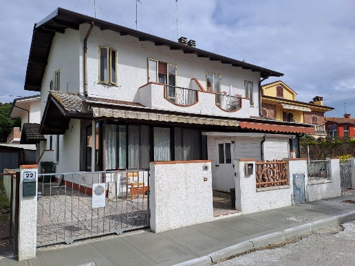 casa indipendente in vendita a Comacchio in zona Porto Garibaldi