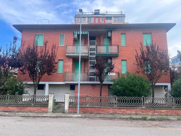 appartamento in vendita a Comacchio in zona Lido degli Scacchi
