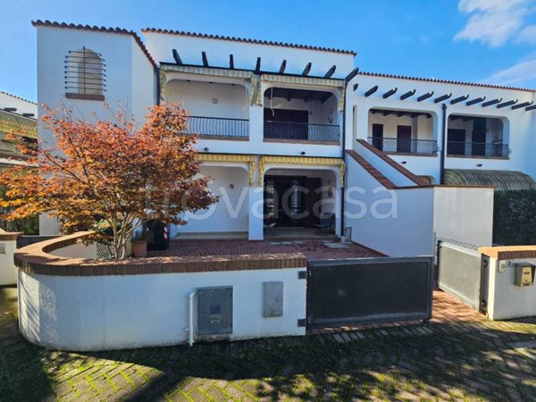 casa indipendente in vendita a Comacchio in zona Lido degli Estensi