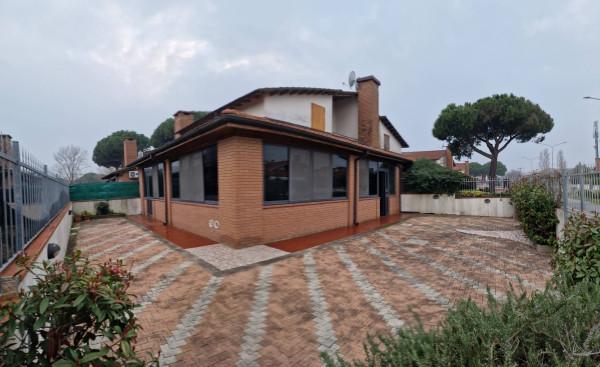 casa indipendente in vendita a Comacchio in zona Lido degli Scacchi