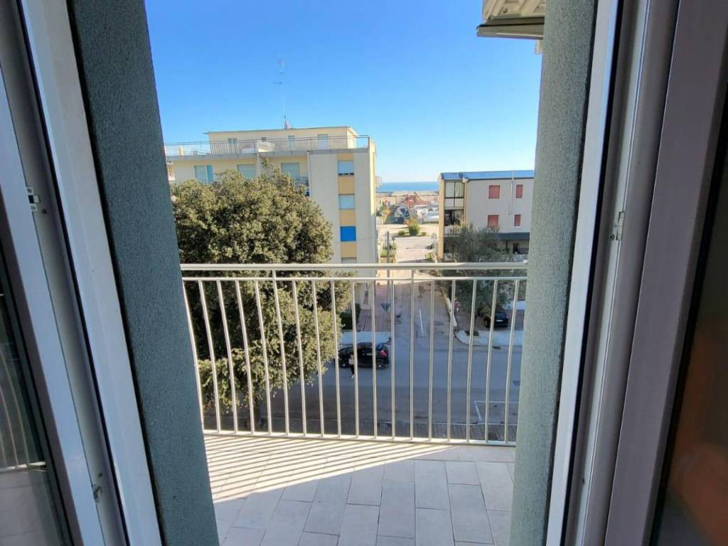 appartamento in vendita a Comacchio in zona Lido degli Estensi