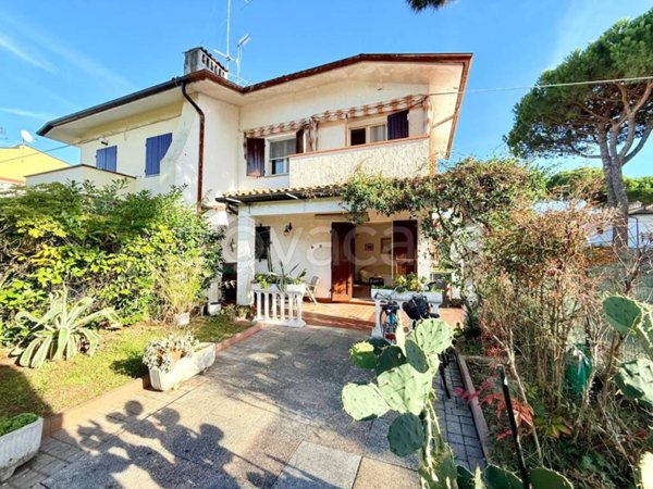 casa indipendente in vendita a Comacchio in zona Lido delle Nazioni