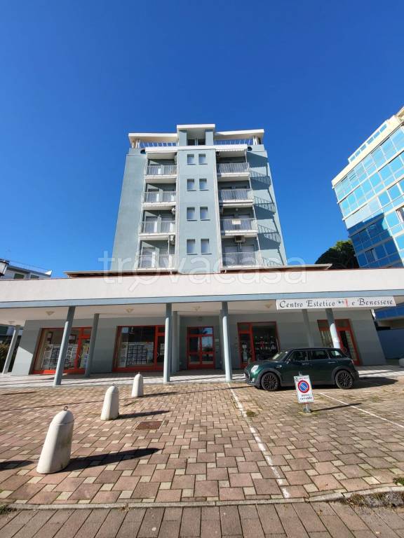 appartamento in vendita a Comacchio in zona Lido degli Estensi