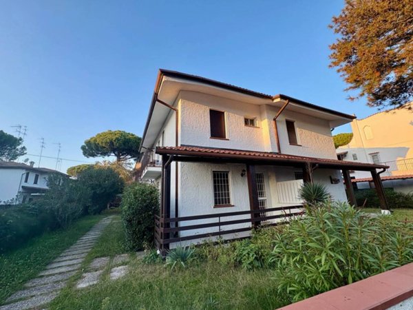 appartamento in vendita a Comacchio in zona Lido di Spina