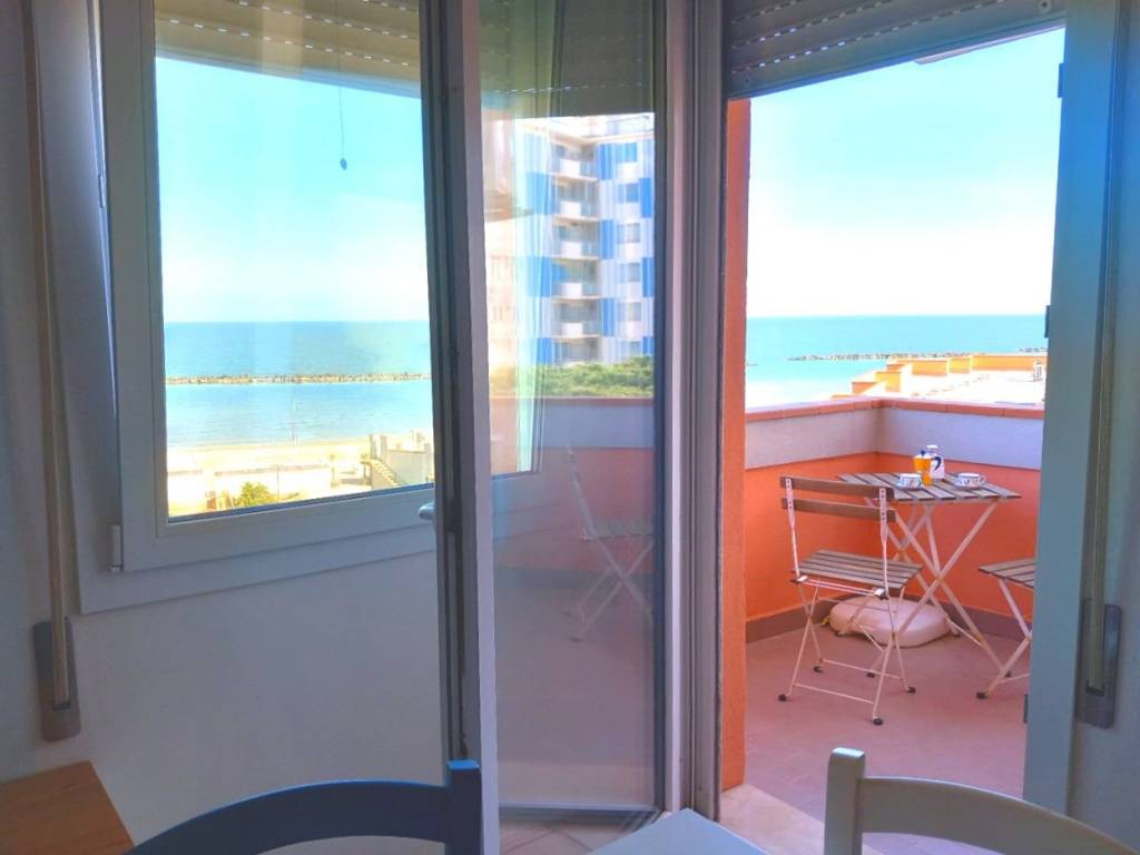 appartamento in vendita a Comacchio in zona Lido degli Scacchi