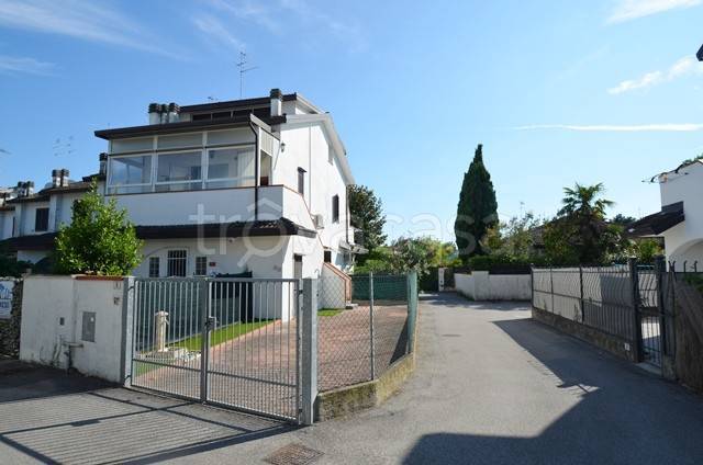 casa indipendente in vendita a Comacchio in zona San Giuseppe