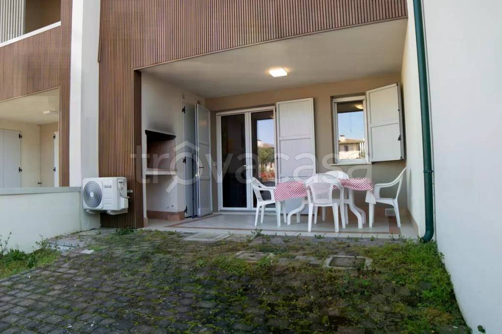 casa indipendente in vendita a Comacchio in zona Lido delle Nazioni