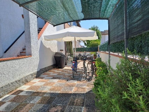 casa indipendente in vendita a Comacchio in zona Lido degli Estensi