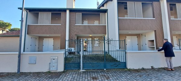 casa indipendente in vendita a Comacchio in zona Lido delle Nazioni