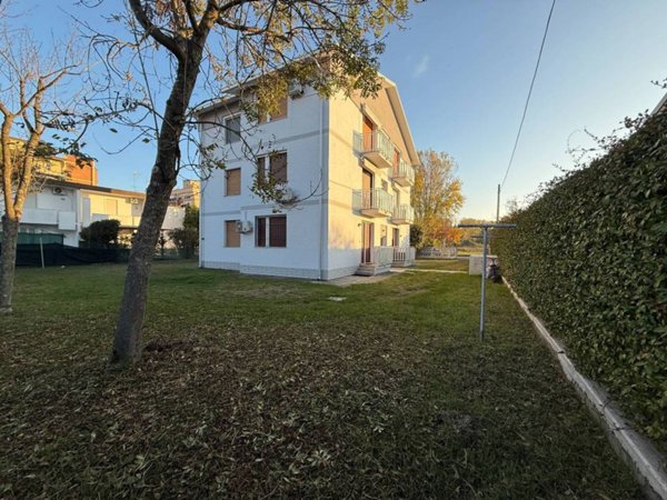 appartamento in vendita a Comacchio in zona Lido degli Scacchi