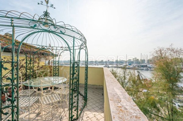 appartamento in vendita a Comacchio in zona Porto Garibaldi