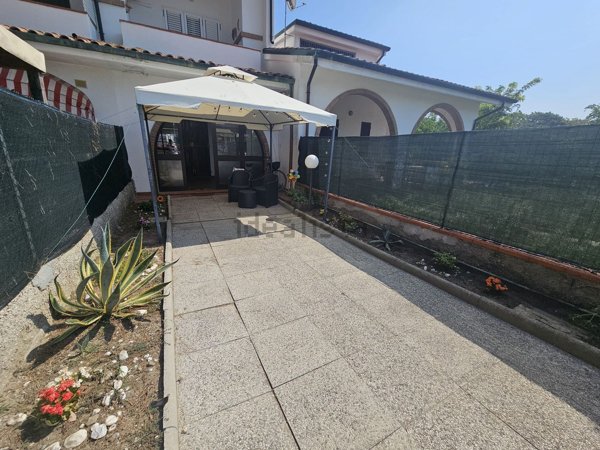 casa indipendente in vendita a Comacchio in zona Lido degli Estensi