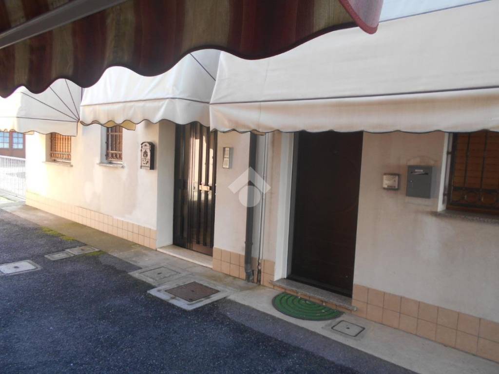 appartamento in vendita a Comacchio in zona Porto Garibaldi