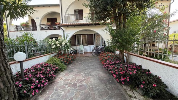 casa indipendente in vendita a Comacchio in zona Lido di Spina