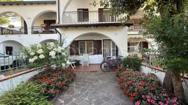 casa indipendente in vendita a Comacchio in zona Lido di Spina