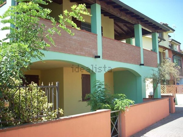 casa indipendente in vendita a Comacchio in zona Lido delle Nazioni