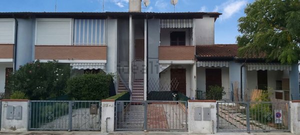 appartamento in vendita a Comacchio in zona Lido di Volano