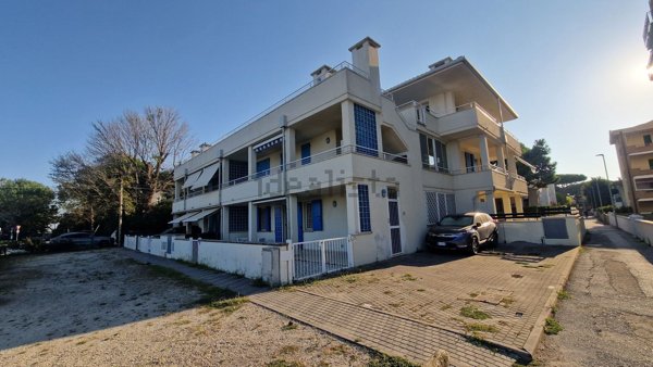 appartamento in vendita a Comacchio in zona Lido degli Estensi