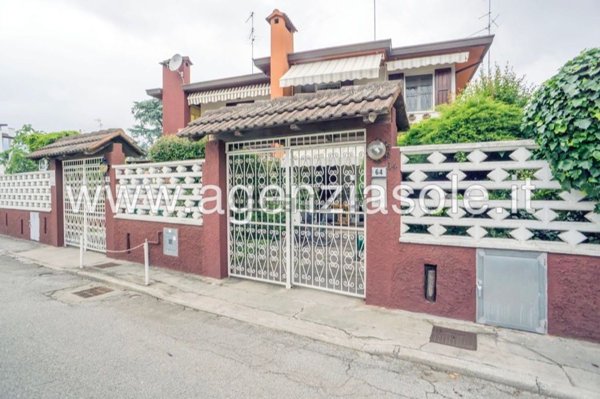 casa indipendente in vendita a Comacchio in zona Lido delle Nazioni