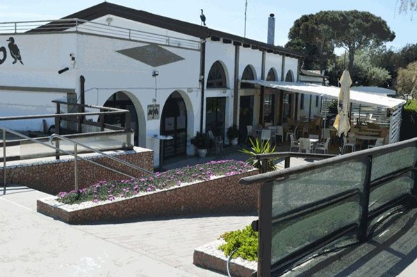 negozio in vendita a Comacchio in zona Lido di Volano