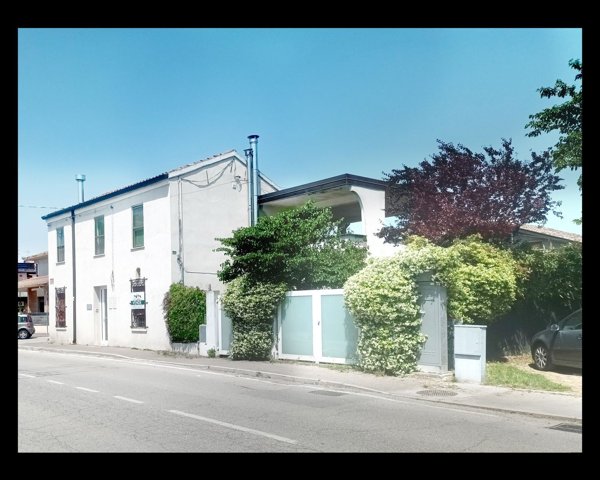 casa indipendente in vendita a Comacchio