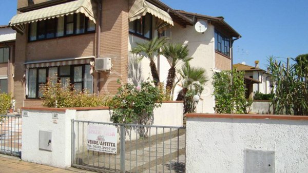 casa indipendente in vendita a Comacchio in zona Lido di Pomposa