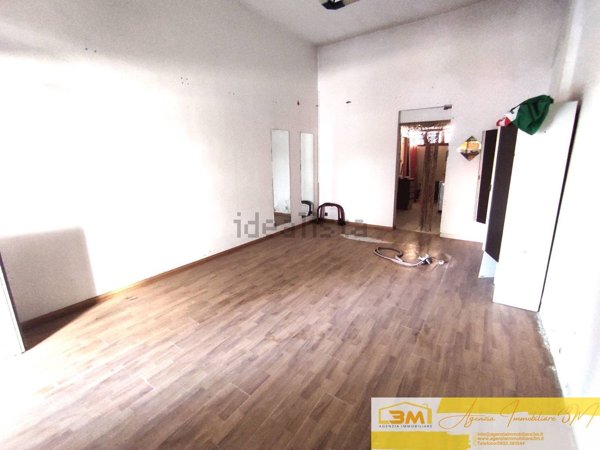 locale commerciale in vendita a Comacchio in zona Lido degli Estensi