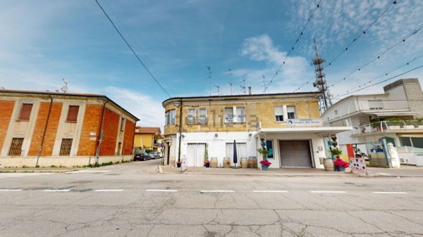 appartamento in vendita a Comacchio in zona Porto Garibaldi