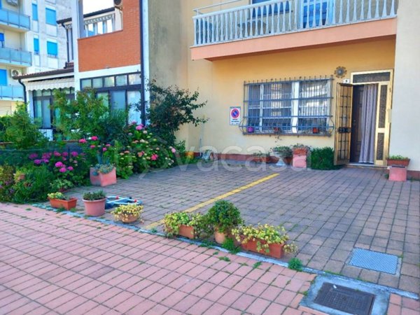 appartamento in vendita a Comacchio in zona Lido degli Scacchi